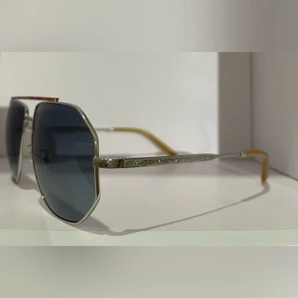 Stylish Silver Sunglasses with Blue Lenses - Picture 2 of 5